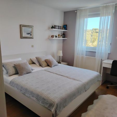 Luxury Beach Apartment Биоград-на-Мору Экстерьер фото